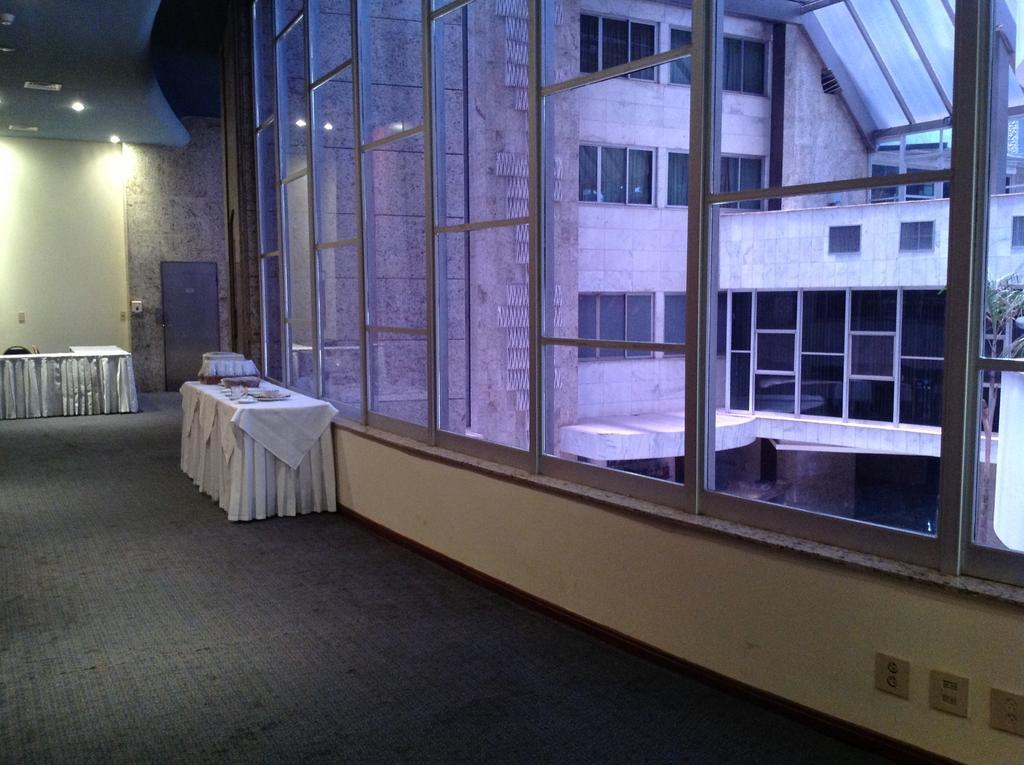 Carlton Hotel Brasília Buitenkant foto