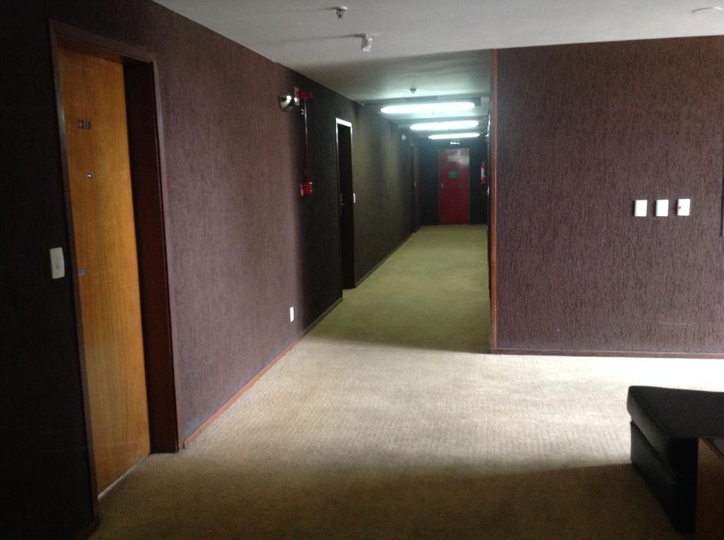 Carlton Hotel Brasília Buitenkant foto